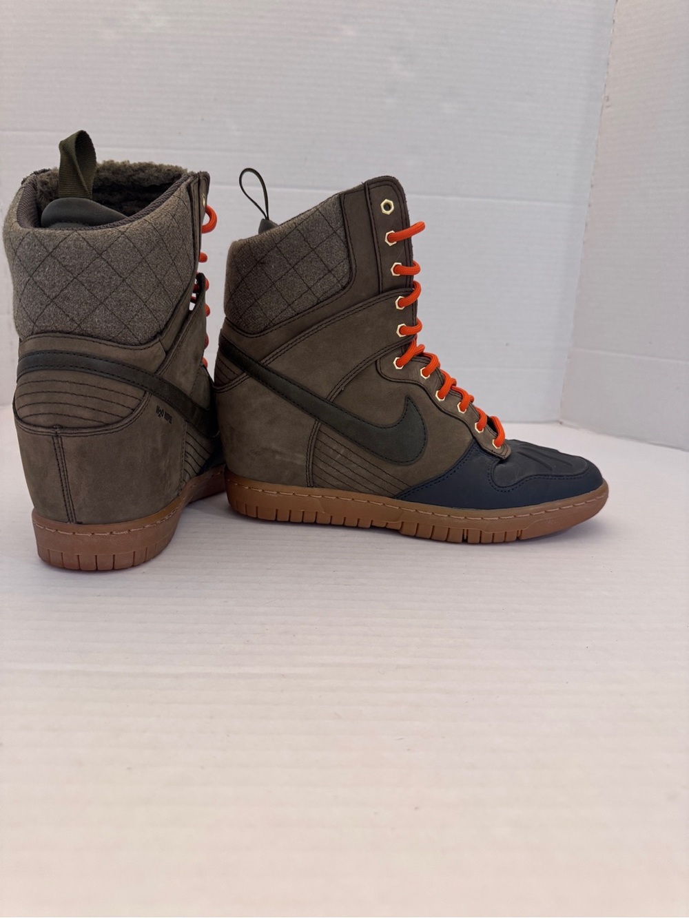 Nike Dunk Sky High Sneaker Boots Hidden Wedge Olive Orange Waterproof Womens 9